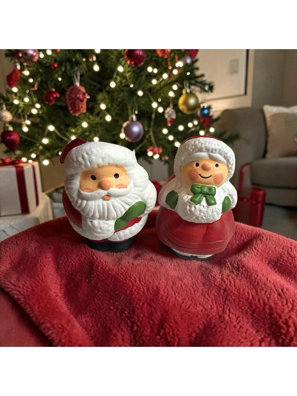 CANDLE COMPLIMENTS Christmas Mr. Santa & Mrs. Claus Candle Huggers Set 2 VTG 2"H